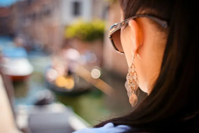 Les Boucles d'Oreilles Fait Main