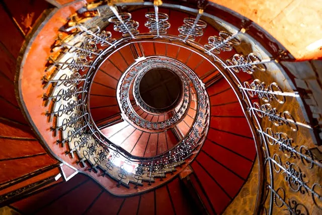 escalier colimaçon métal industriel